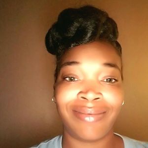 Meet your Posher, Nikki